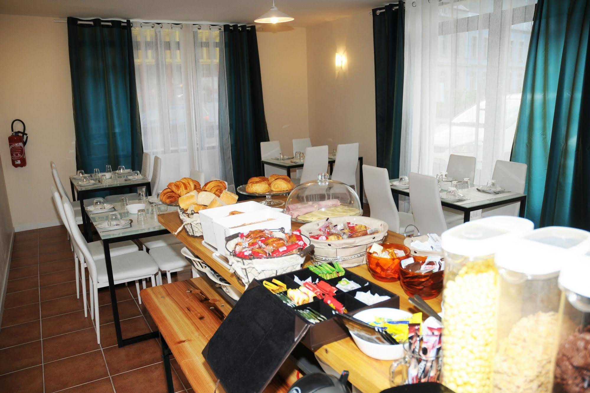 Hotel Morez Esterno foto